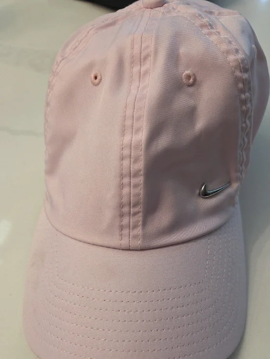 Nike Light Pink Swoosh Baseball Cap - Picture 1 of 5